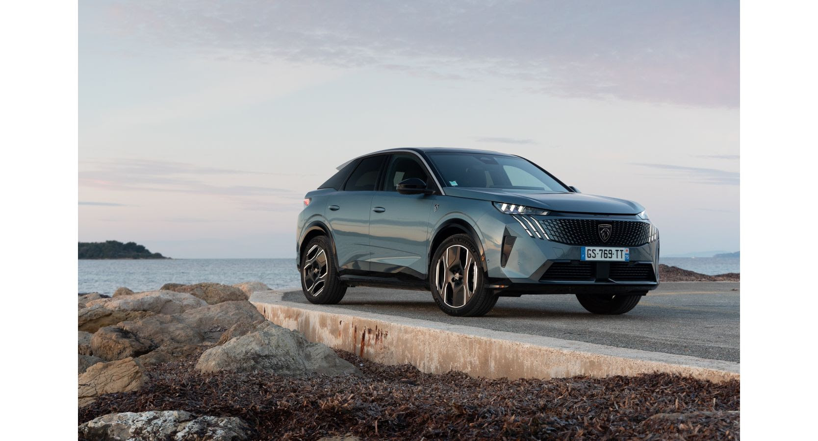 Peugeot liderou o mercado automóvel português em março e no primeiro trimestre de 2024